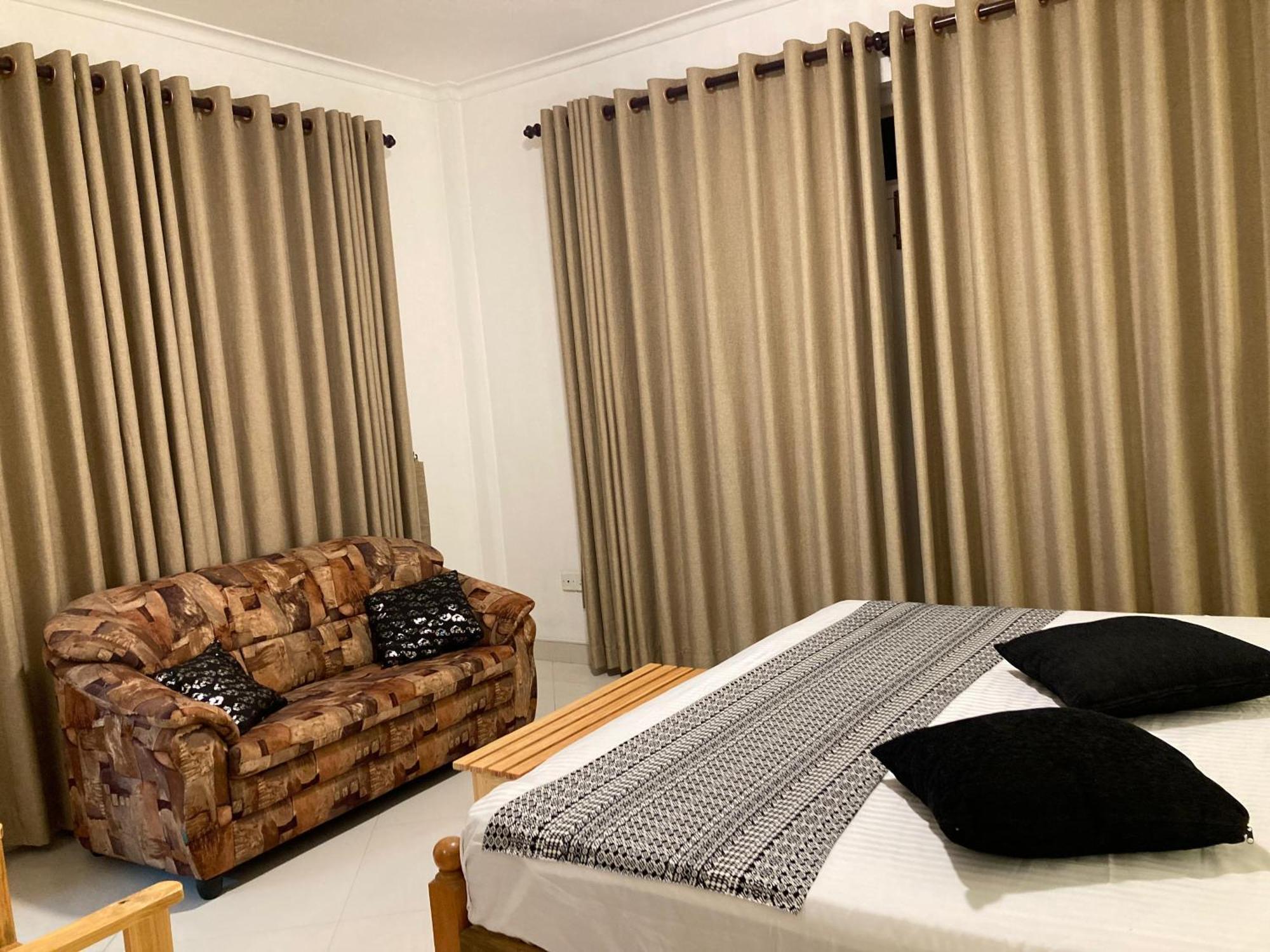 Dream House Residence 康提 外观 照片