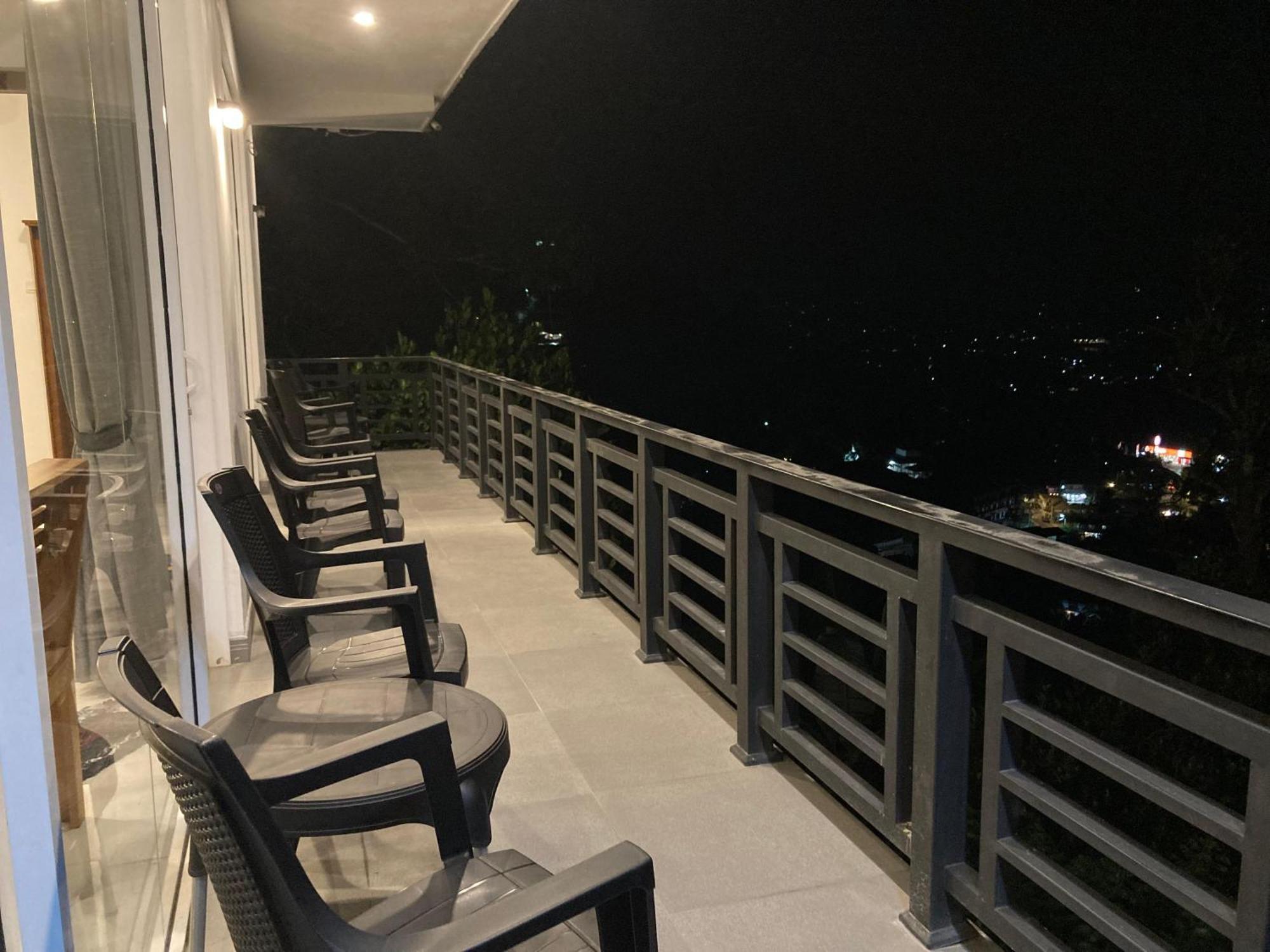 Dream House Residence 康提 外观 照片