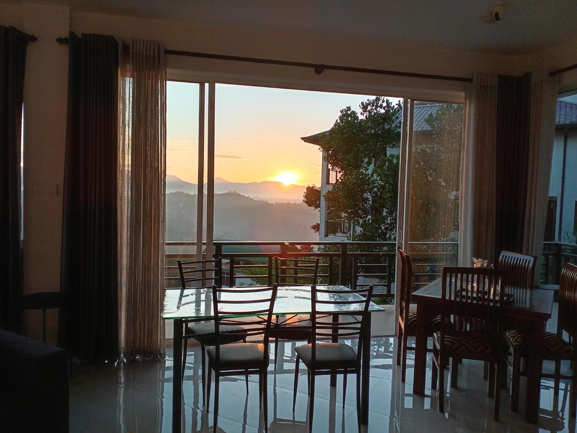 Dream House Residence 康提 外观 照片